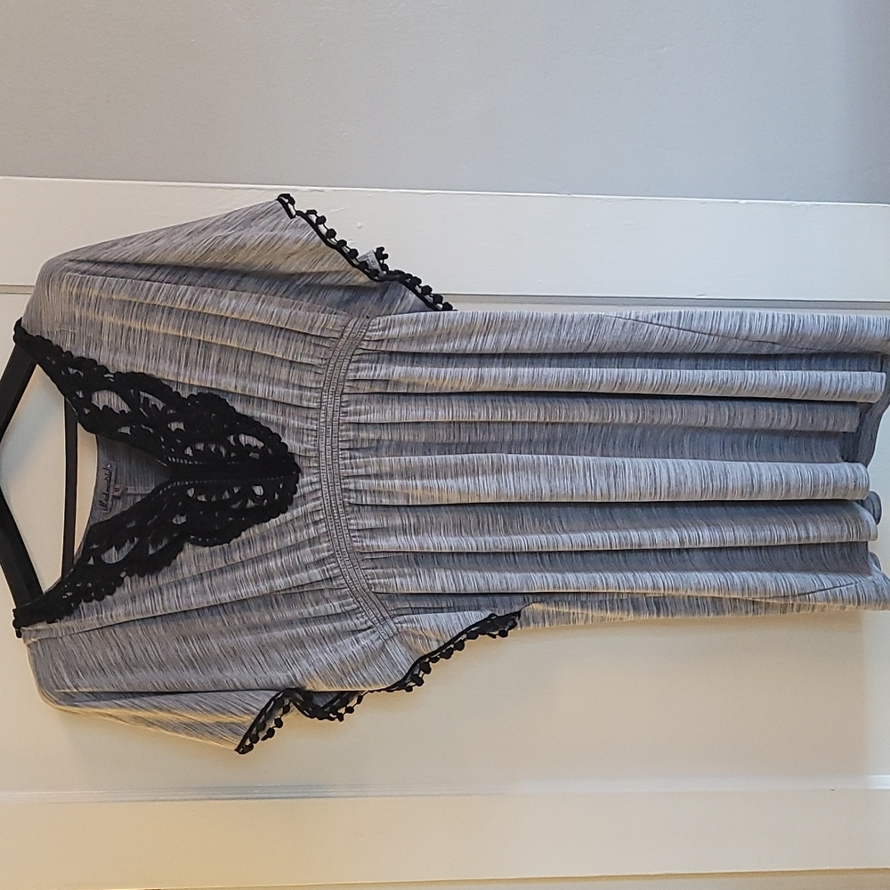 Mod Modele Gray Tunic Top